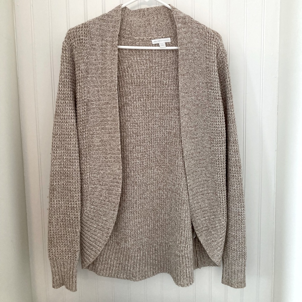 New York & Company Beige Knit Cardigan